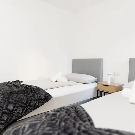 Luxus-apartment - Beta Living Apartamento Hof (Bavaria)